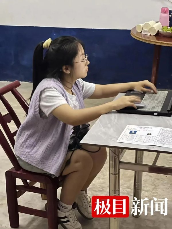 联富配资 12年骨折7次，“玻璃女孩”高考621分！